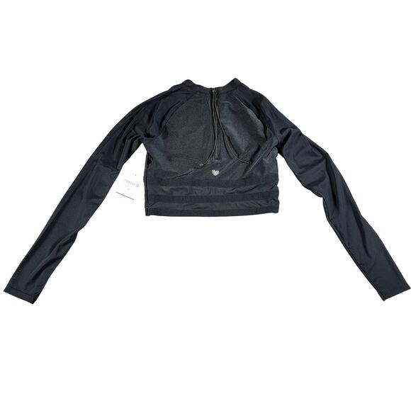 NWT Forever 21 Long Sleeve 1/4 Zip Black Crop Top Sports Athletic Mesh Stretch M - Picture 4 of 4